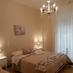 Salerno Centraal Apartment Daire