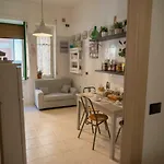 Daire Salerno Centraal Apartment