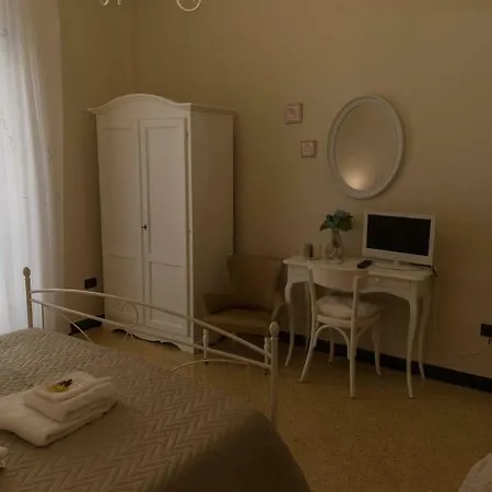 Salerno Centraal Apartment Apartman Salerno