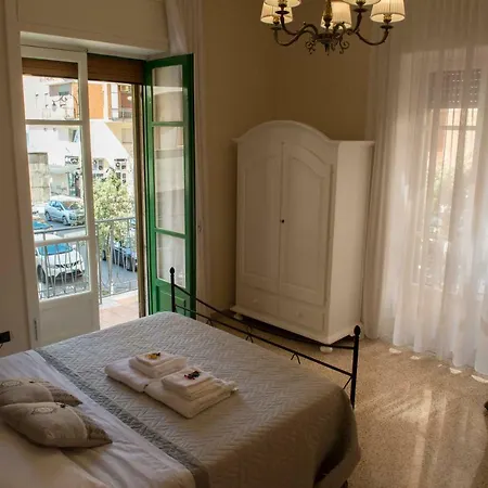 Apartman Salerno Centraal Apartment *