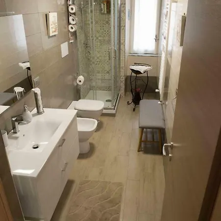 Salerno Centraal Apartment Apartman *