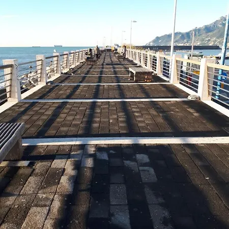 Salerno Centraal Apartment Διαμέρισμα Σαλέρνο