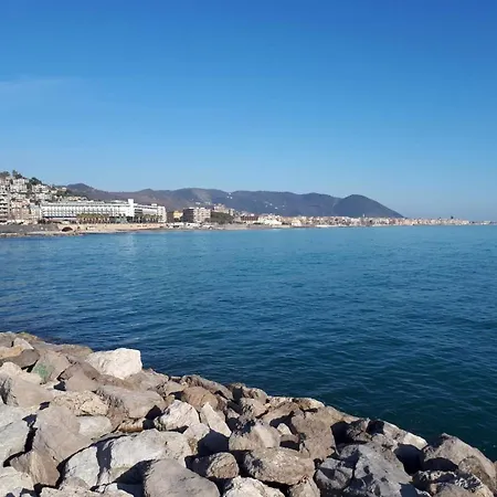 Salerno Centraal Apartment Σαλέρνο