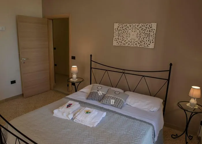 Salerno Centraal Apartment * Salerno